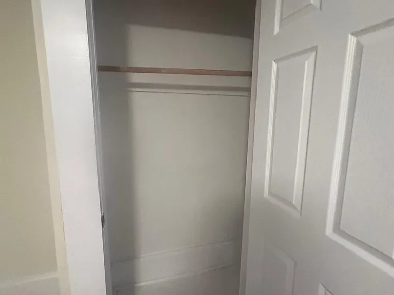 129 Orange St #1R — Photo 13
