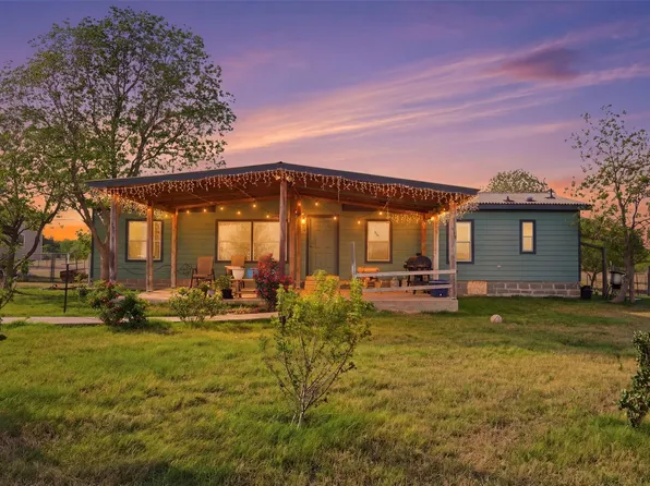 1150 Walter Hoffman Rd, Cedar Creek, TX 78612