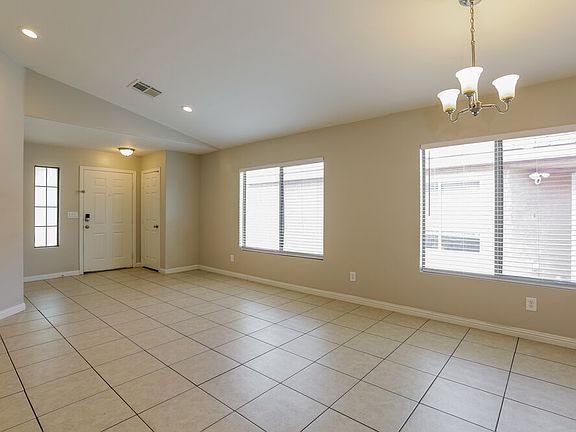 3rd image of 6568 Duck Hill Springs Dr