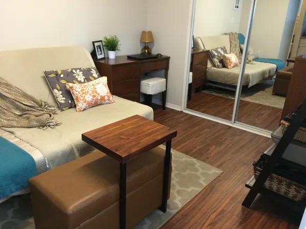 2408 E 4th St, Long Beach, CA 90814