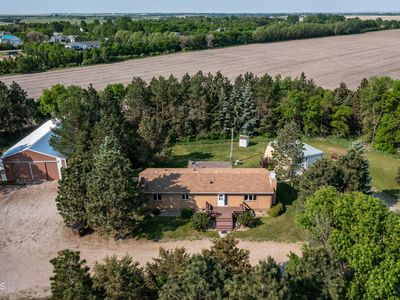 450 119th St NE, Menoken, ND, 58558