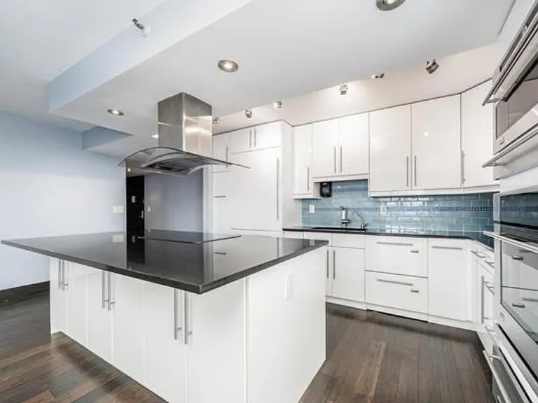 551 Observer Hwy #14D — Photo 2