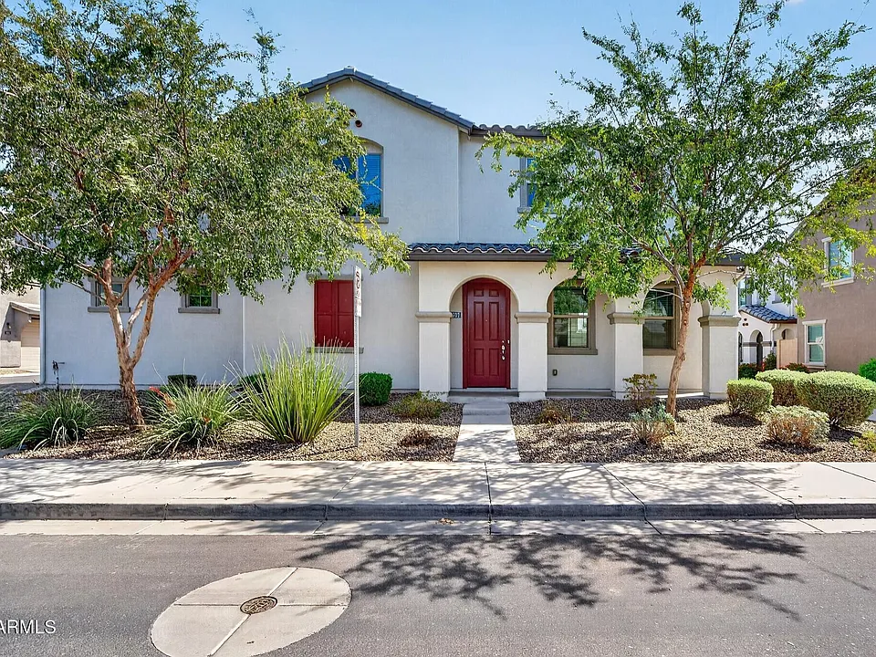 1707 S 82nd Way