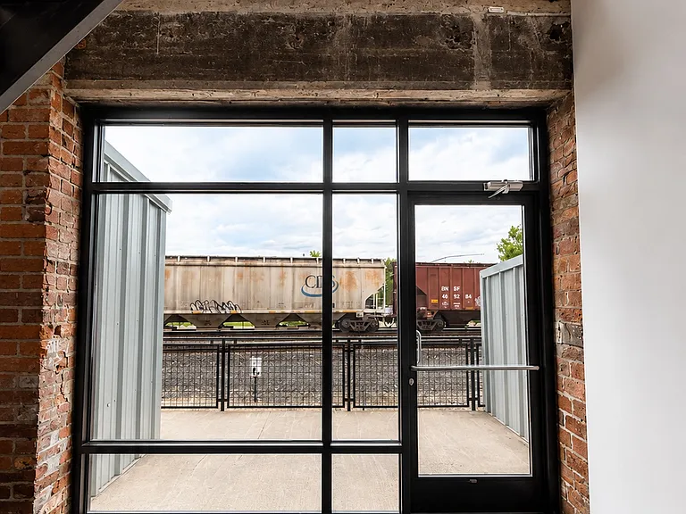103 E Sprague Ave #207 — Photo 5