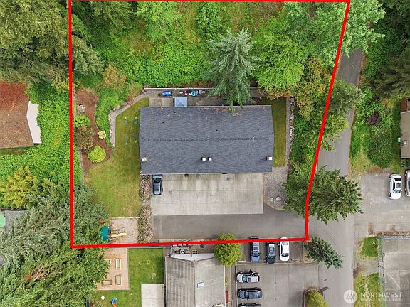 2nd image of 12813 109th Avenue Ct E