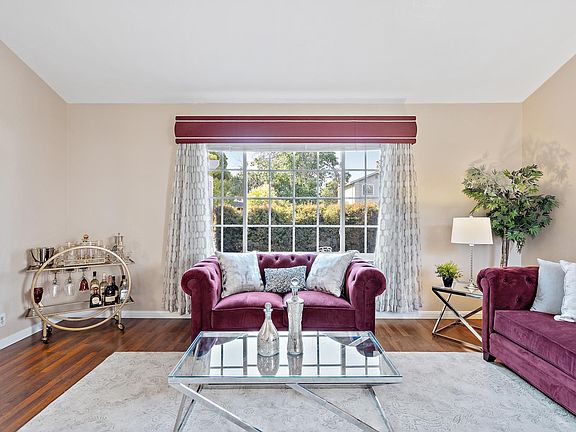 2nd image of 2924 Queens Estates Ct