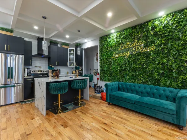 48 Essex St, Brooklyn, NY