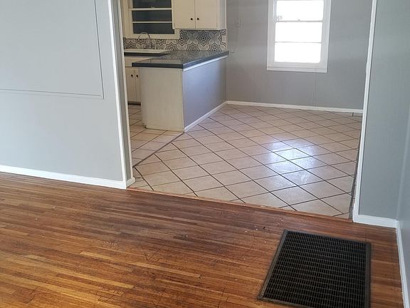 Living room 3