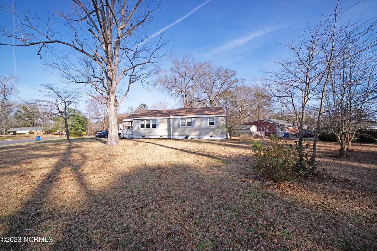 Building Photo - 314 Woodhaven Dr