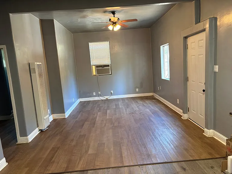 1276 Humboldt Ave — Photo 6