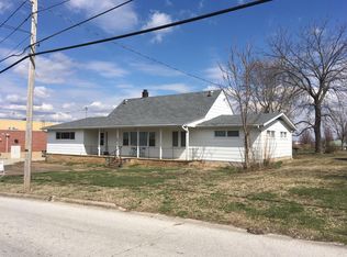 300 S High St, Stockton, MO 65785