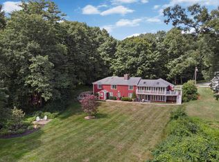 17 Johnson St, Windham, NH 03087