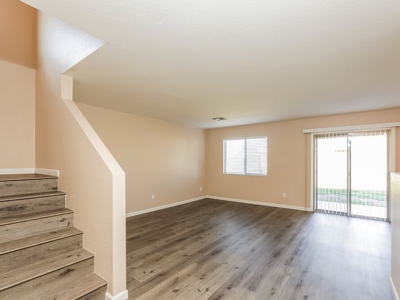 5th image of 5304 S 236th Ave