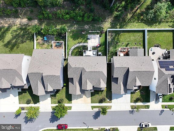 3rd image of 2824 Broad Wing Dr