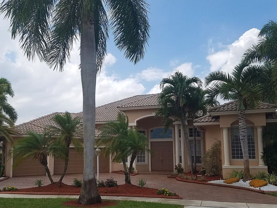 1st image of 13767 NW 19th St
