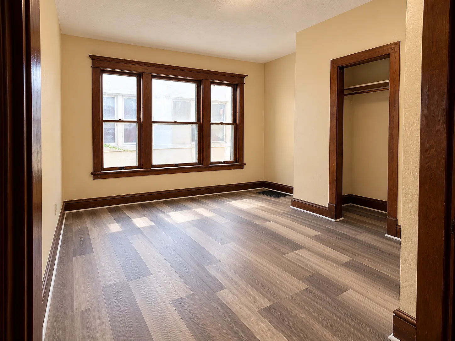 624 West 3rd Street - A — Photo 4