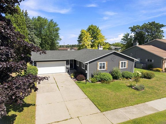 2nd image of 1668 Atlanta CIRCLE
