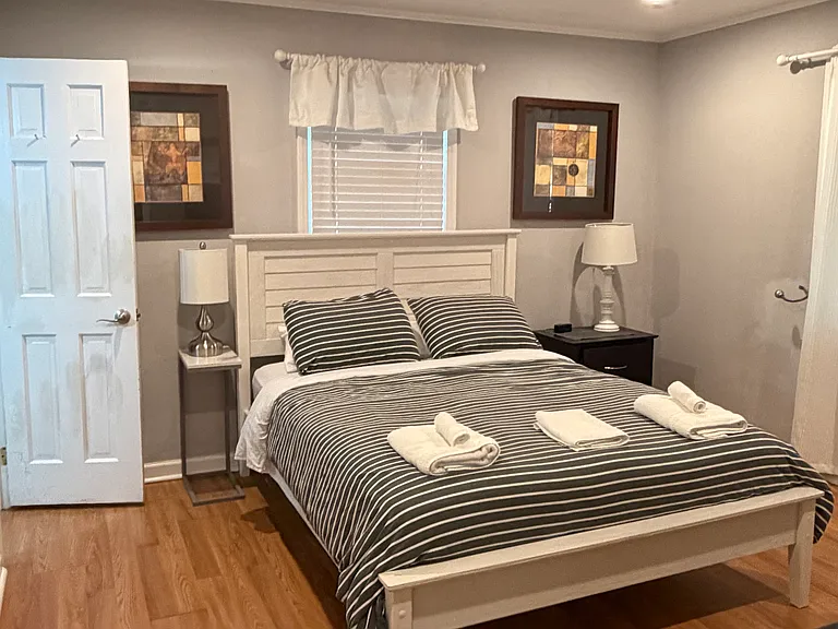 8712 Green Level Church Rd — Photo 26