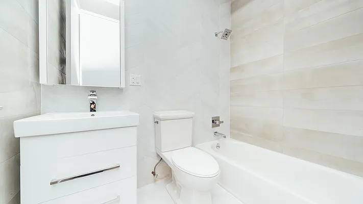 Rented by Nooklyn NYC LLC | media 5