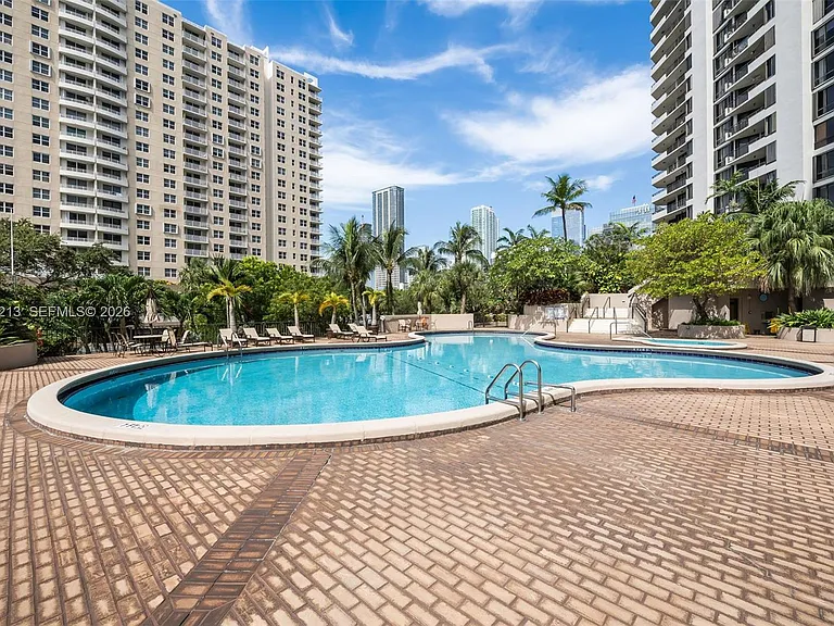 520 Brickell Key Dr #A1206 — Photo 35