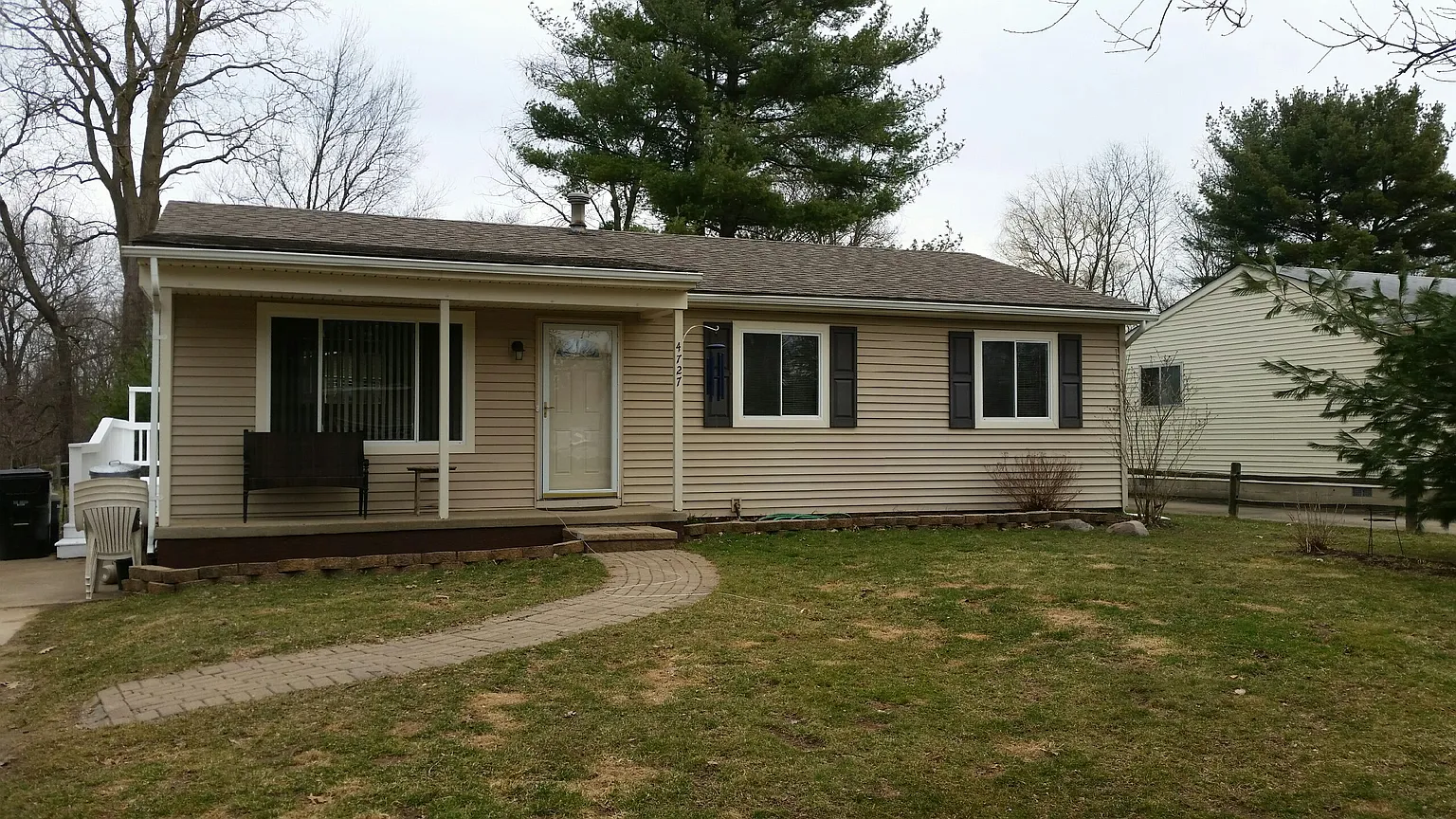 4727 Joan Ln photo 1