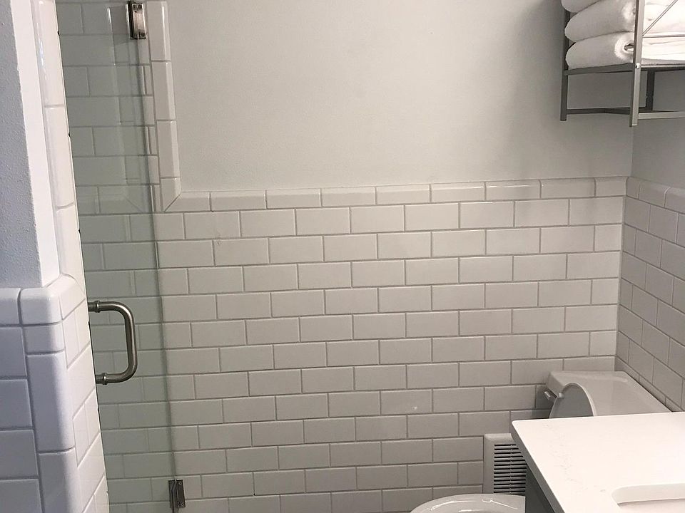 2nd image of 3125 Sondra Dr APT 102