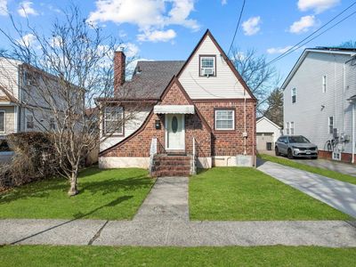 55 Ethel Street, Valley Stream, NY, 11580