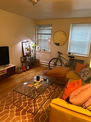 Rented by City Connections Realty | media 20