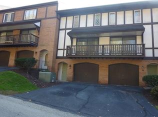 110 Woodbridge Dr, Pittsburgh, PA 15237