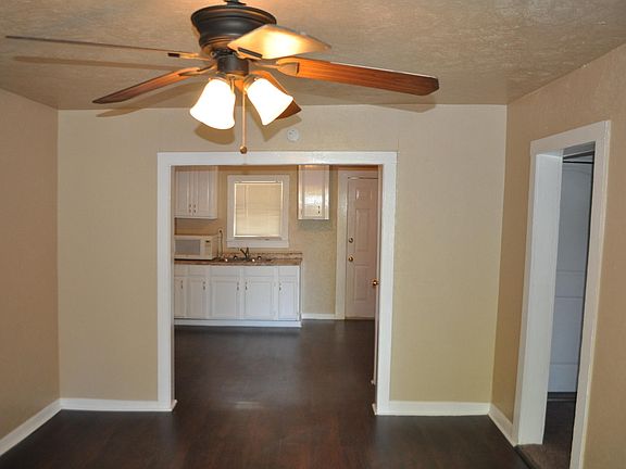 2nd image of 107 Griffin St