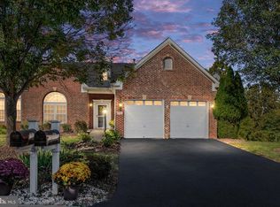 6744 Stream View Ln, Warrenton, VA 20187