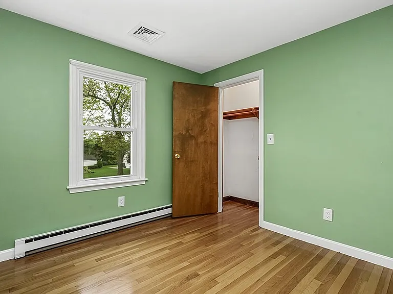 72 Westfield Dr — Photo 14
