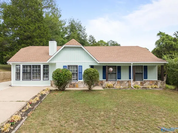 2901 Deerfield Rd NW, Huntsville, AL 35810