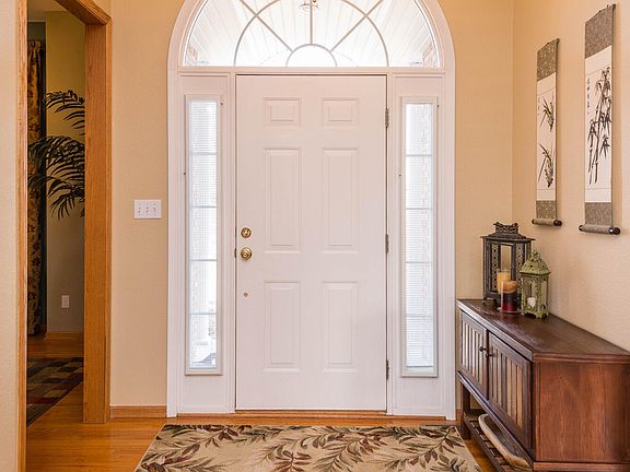 5th image of 205 Homestead Ave