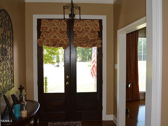 3rd image of 2409 Alcide Cir