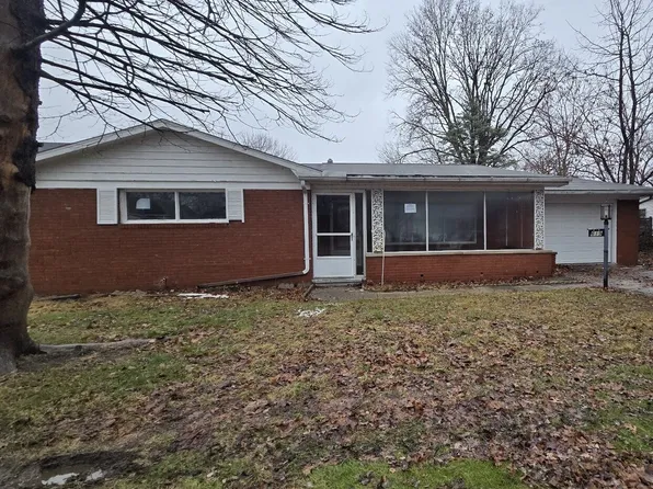 619 Elm St, Clinton, IN 47842