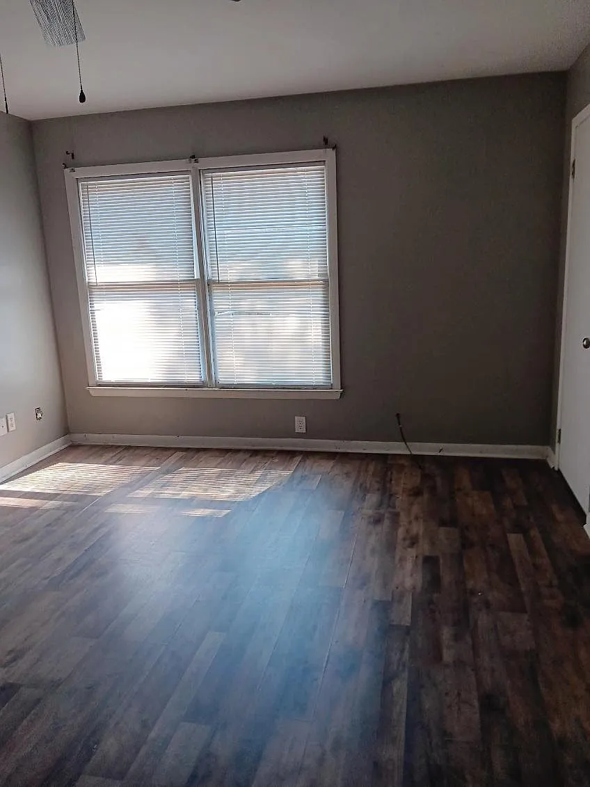 2 bed, 650 sqft, $750 — Photo 2
