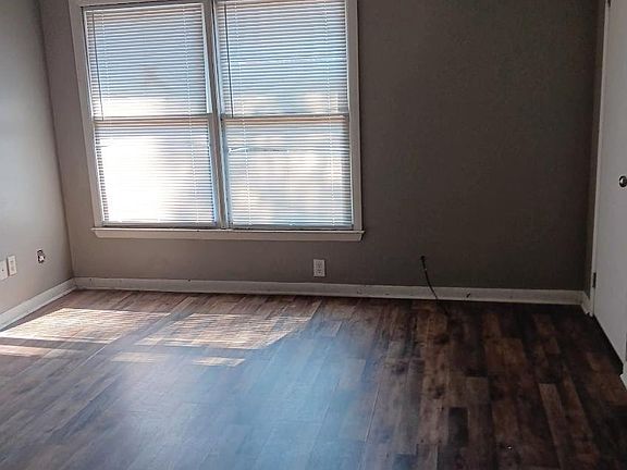 2nd image of 201 Colony Dr #10