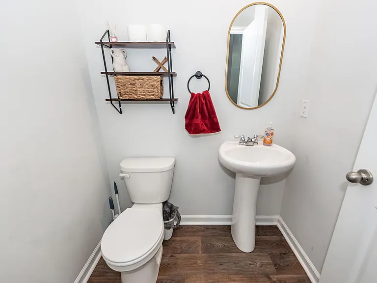 214 Wild Strawberry Ln — Photo 7