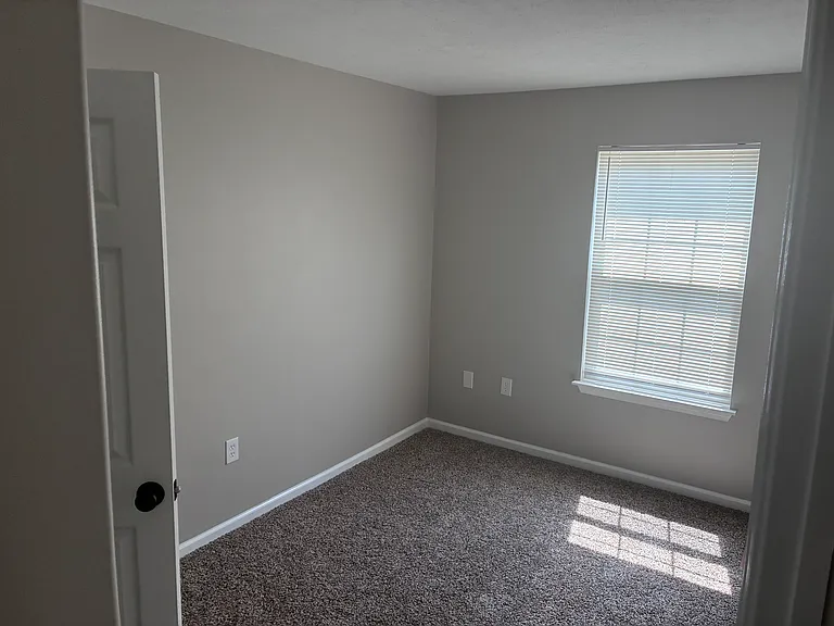209 Mike Dr — Photo 14