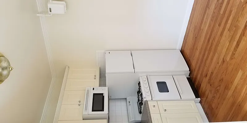 Rented by JMK Realty | media 10