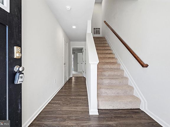 4th image of 123 Vespucci Ln