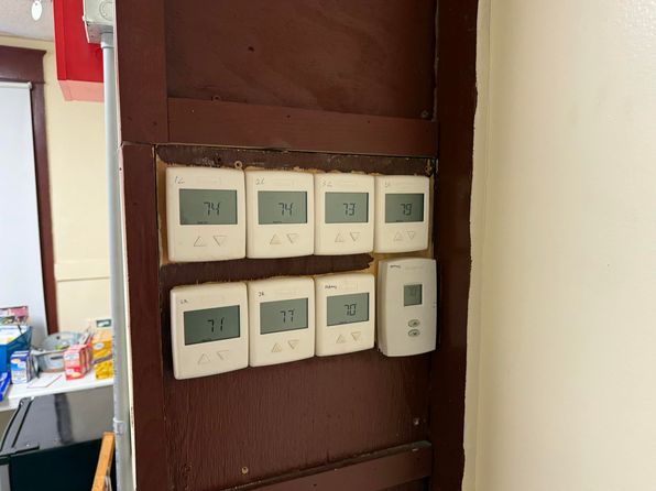 lewiston-maine-447296988 picture