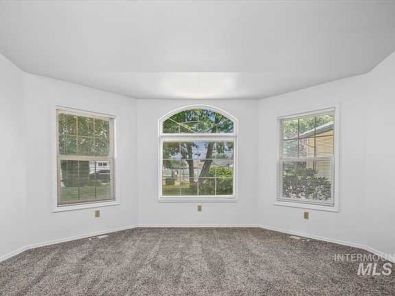 5th image of 4459 S Silverwood Pl