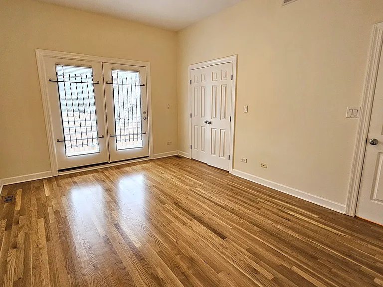 509 N Hartland Ct #1S — Photo 11