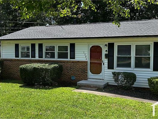 1st image of 1506 Pleasant St