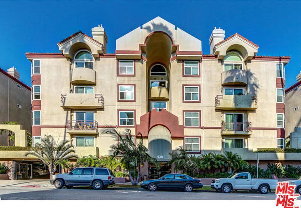 1st image of 620 S Gramercy Pl APT 302