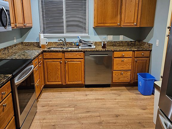4th image of 3620 S Joplin St