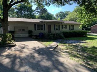 560 Hawthorne Ave, Woodruff, SC 29388