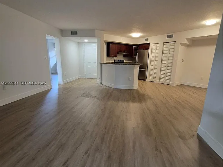 771 N Pine Island Rd #106 — Photo 1